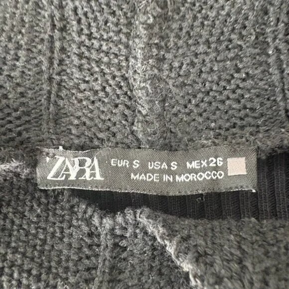 Zara size Small, Black Ribbed Women's Top, fitted - Picture 5 of 5